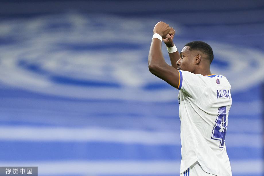 同时切断他 同时切断他