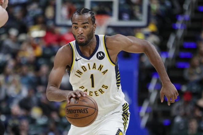 反对派批评 反对派批评